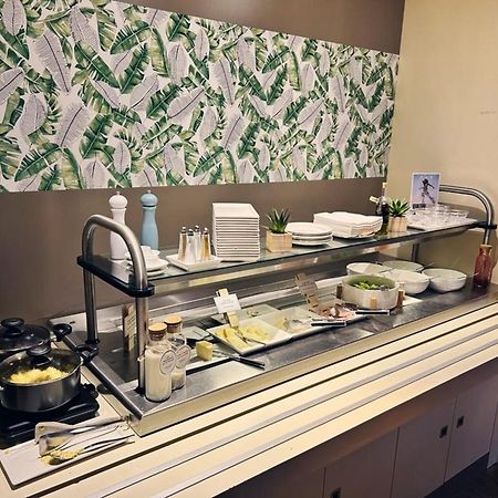 ホテル イビス クレルモン フェラン シュッド エルベ クレルモン・フェラン エクステリア 写真